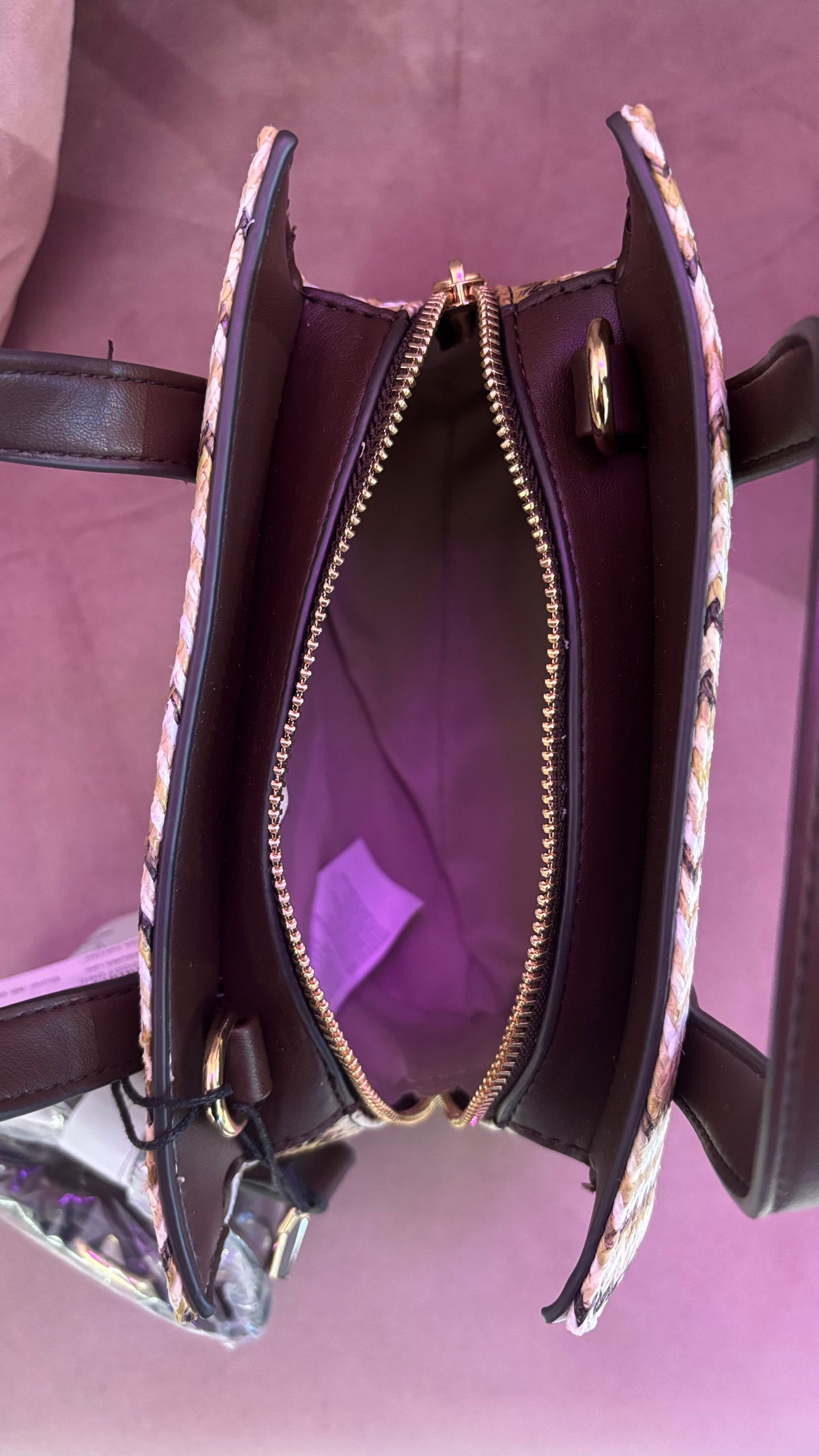 Borsa Inayah