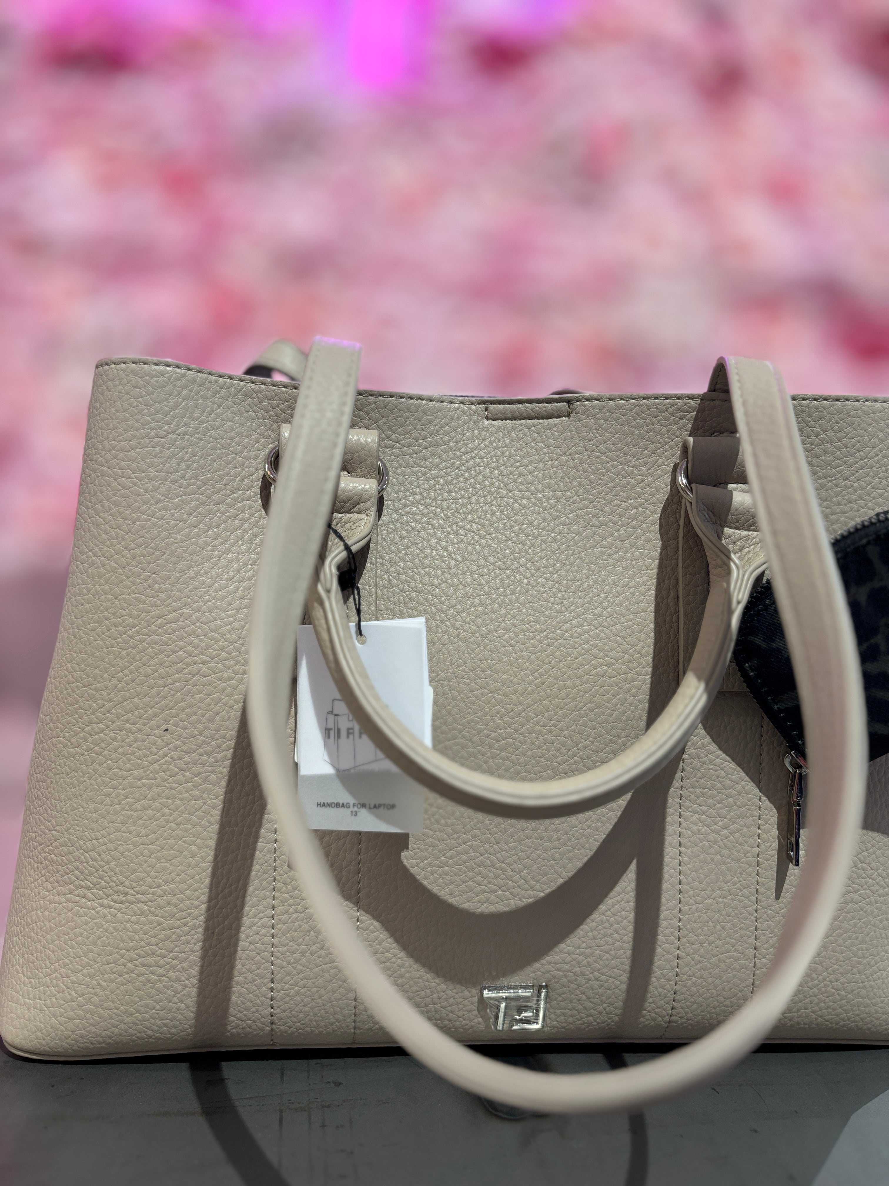 Borsa Cortney