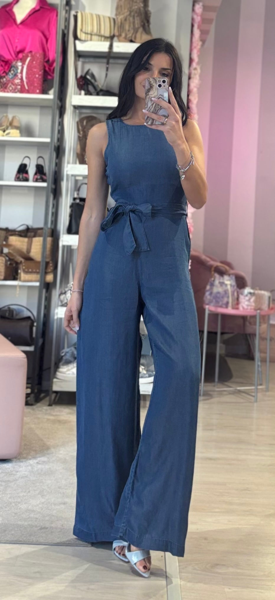 Tuta Modest