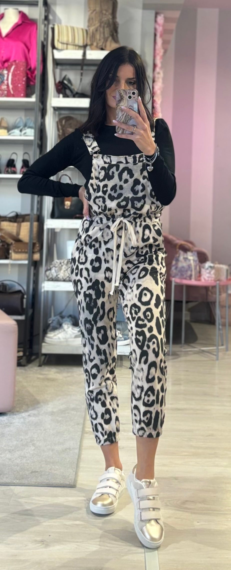 Tuta Leo