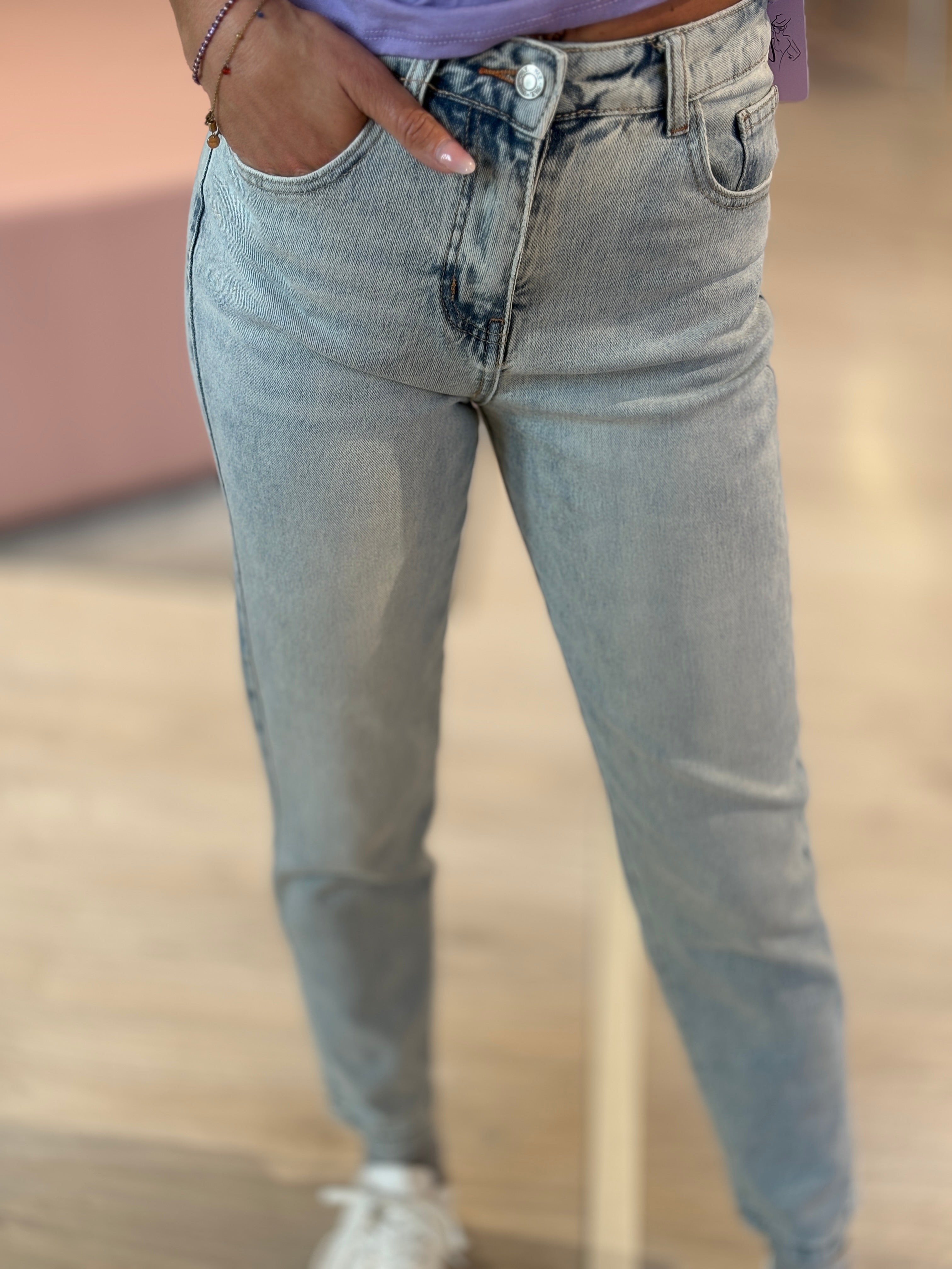 Jeans MoMFit