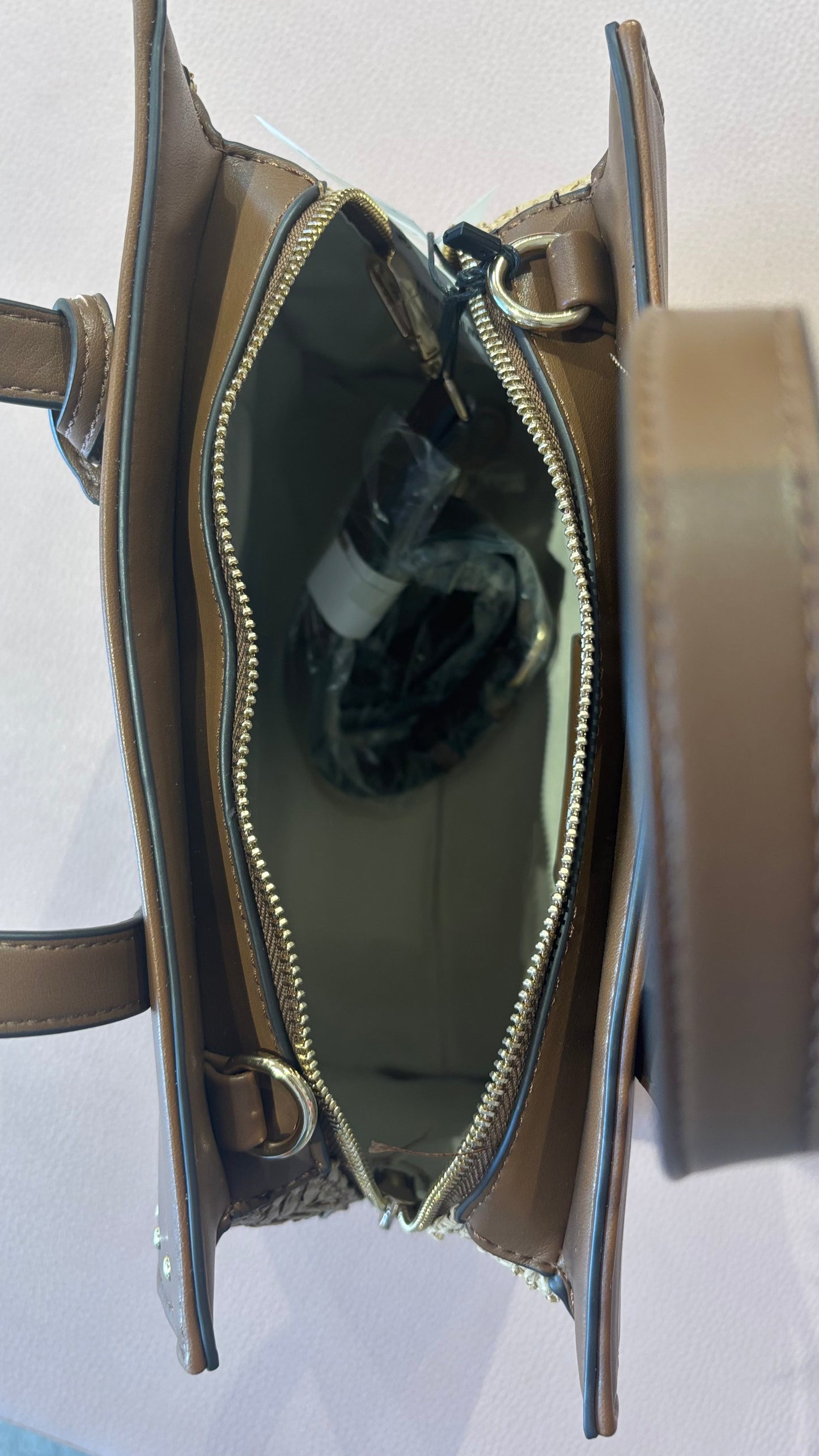 Borsa Hari