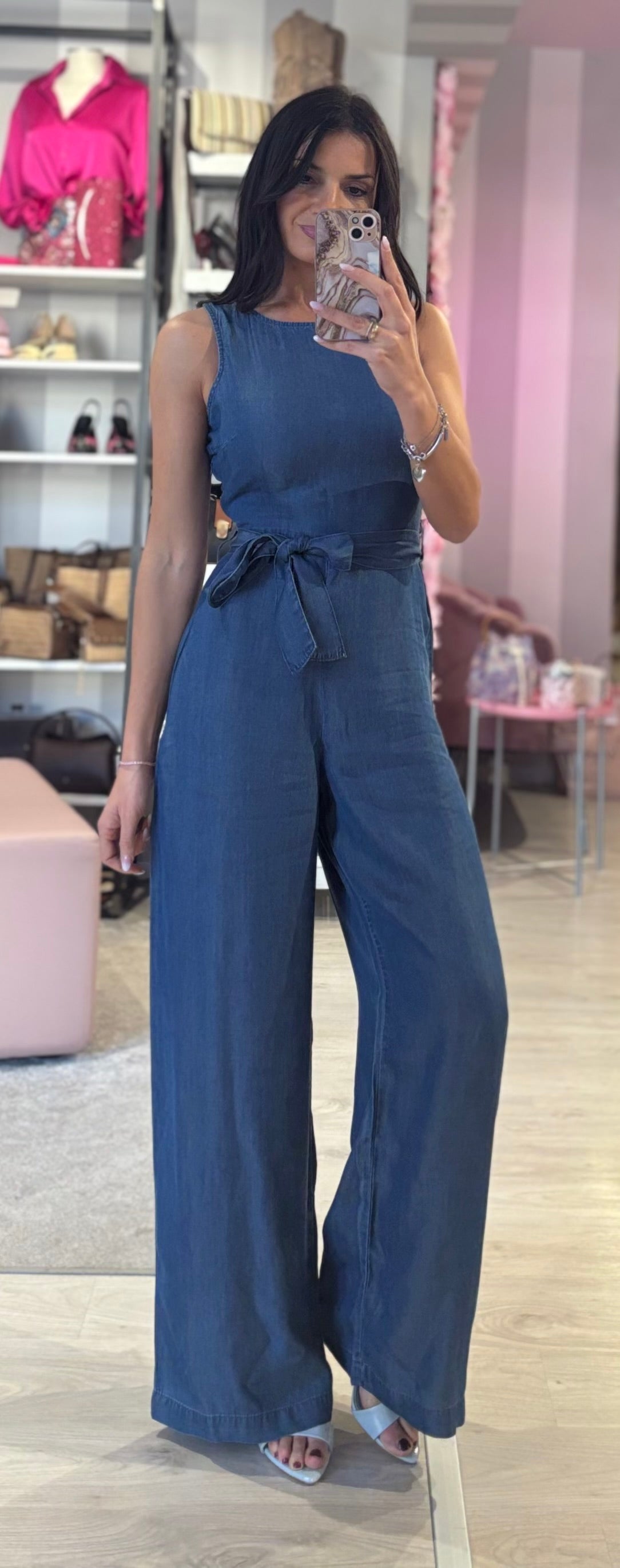 Tuta Modest