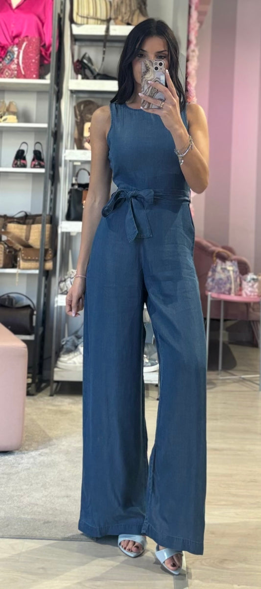 Tuta Modest